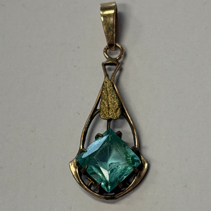 Vintage Aquamarine Pendant