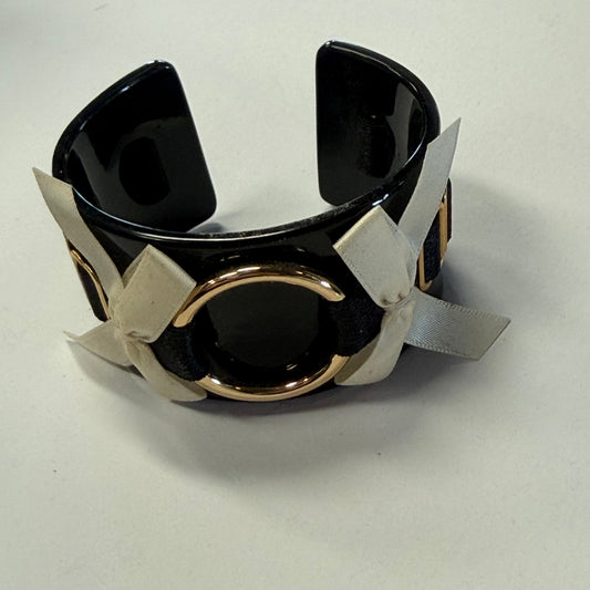 Antique Black Bracelet With Bow